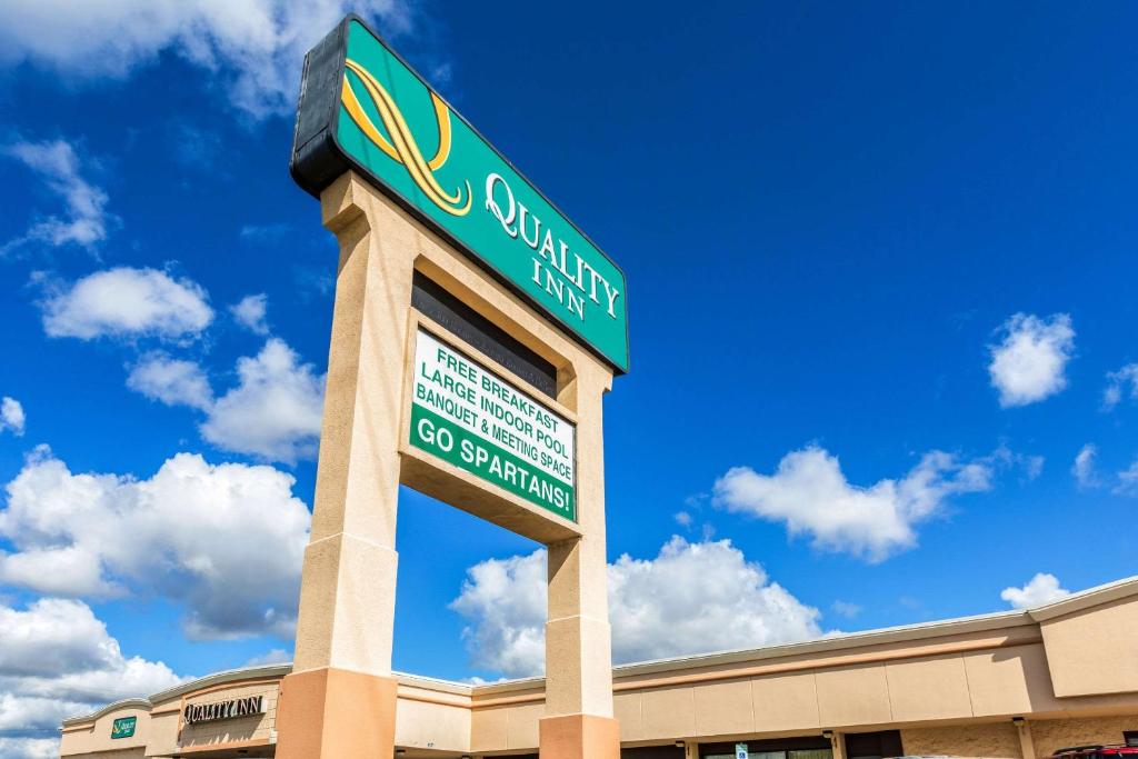 Quality Inn University image