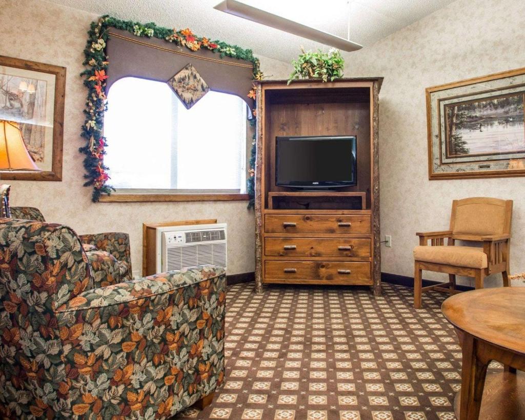 Quality Inn Ironwood photo 3