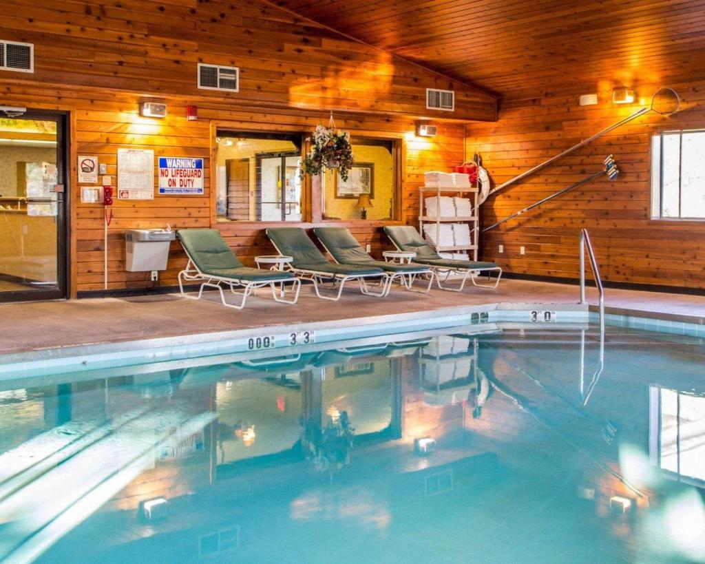 Quality Inn Ironwood photo 1