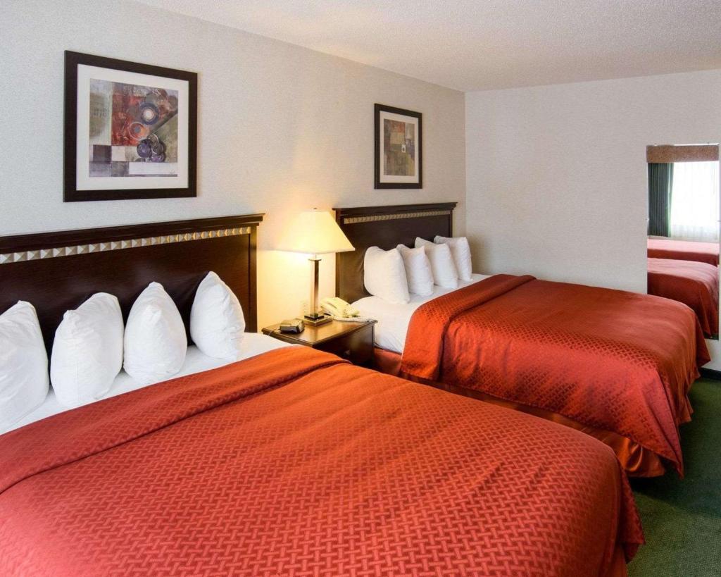 Quality Inn Northtown photo 4