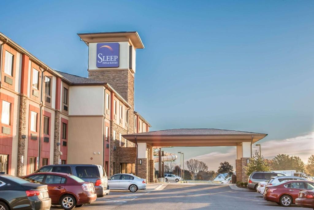 Sleep Inn & Suites Indoor Waterpark photo 3