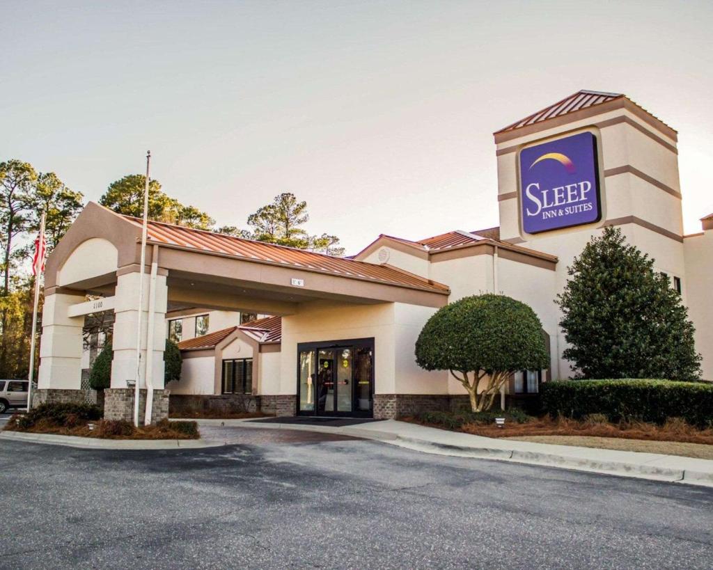 Sleep Inn & Suites Spring Lake - Fayetteville Near Fort Liberty image