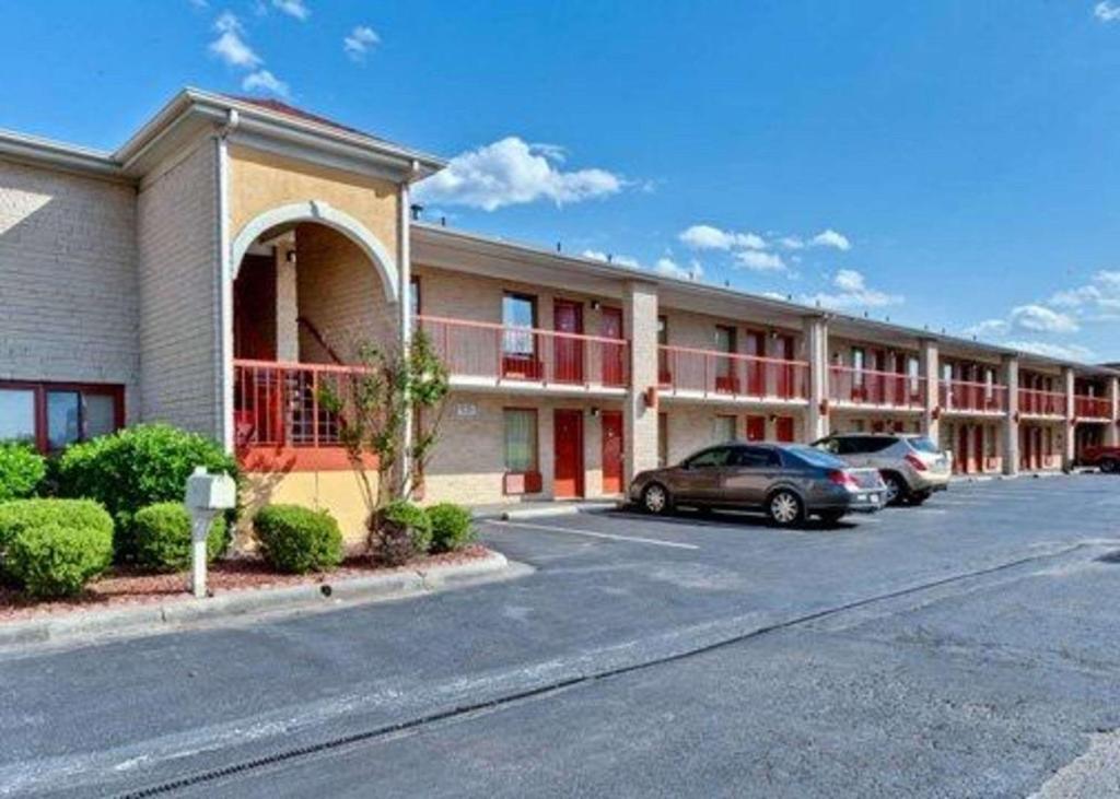 Quality Inn And Suites Monroe image