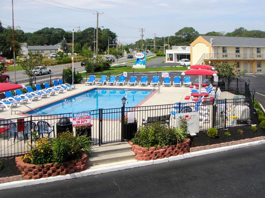 Econo Lodge Somers Point image