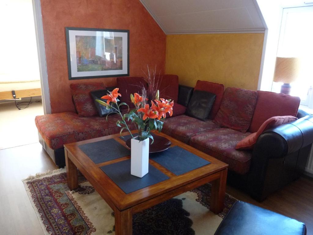Rosa Huset Osebol photo 4