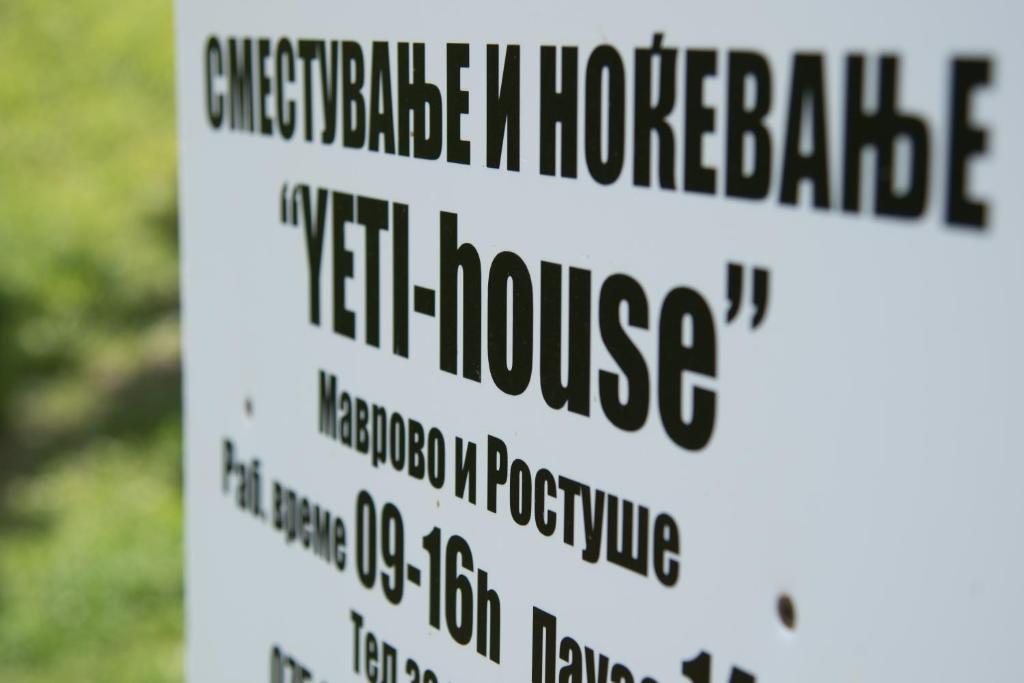 Yeti (snowman) Guest House photo 1