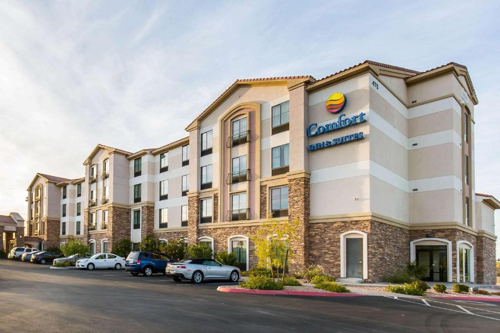 Comfort Inn & Suites Henderson - Las Vegas image