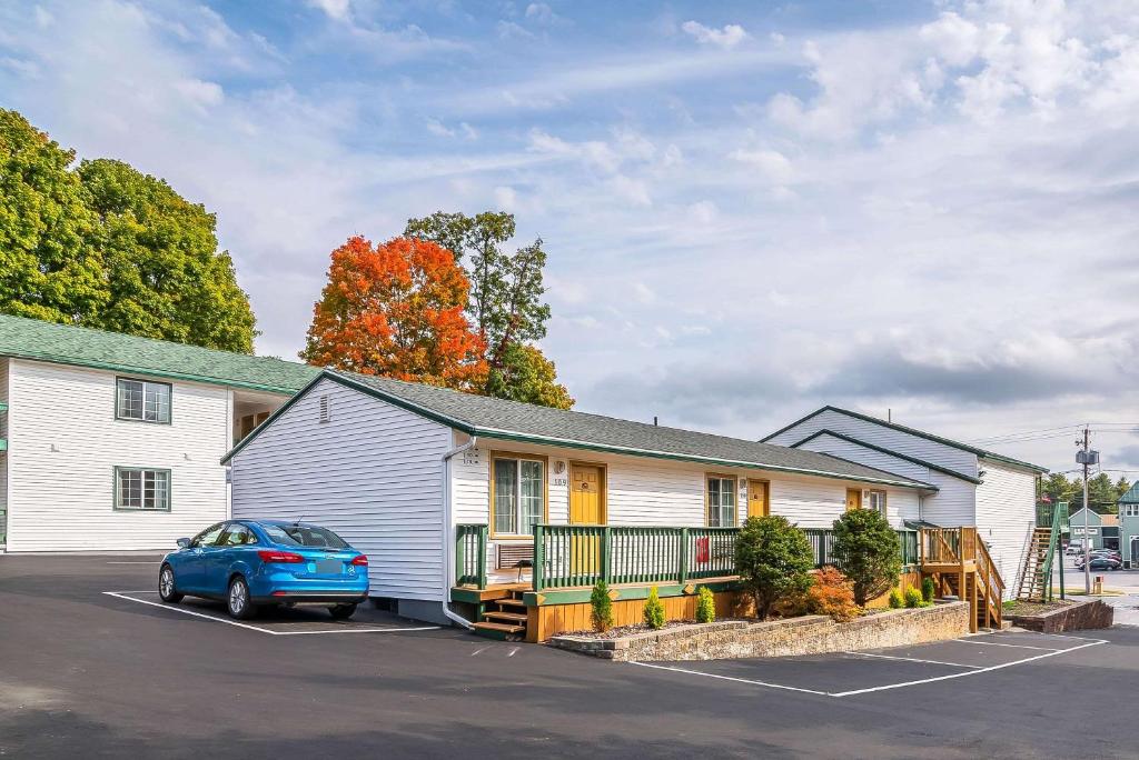 Rodeway Inn Lake George Outlets image