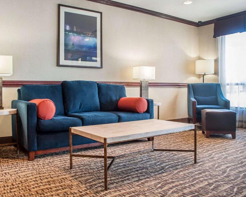 Quality Inn Near Walden Galleria Mall image