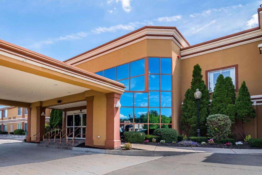 Quality Inn & Suites Albany Airport image