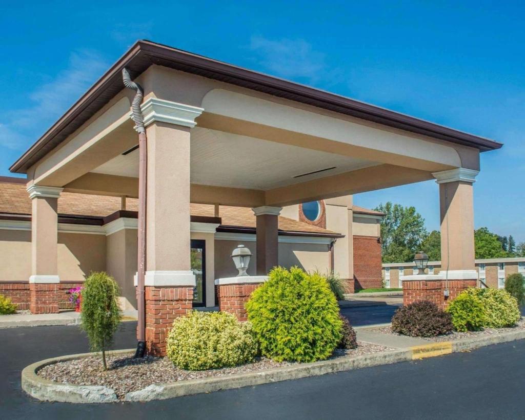 Quality Inn image