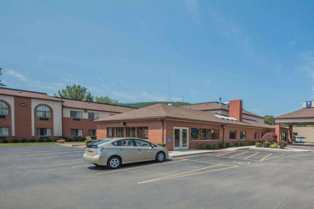 Quality Inn image
