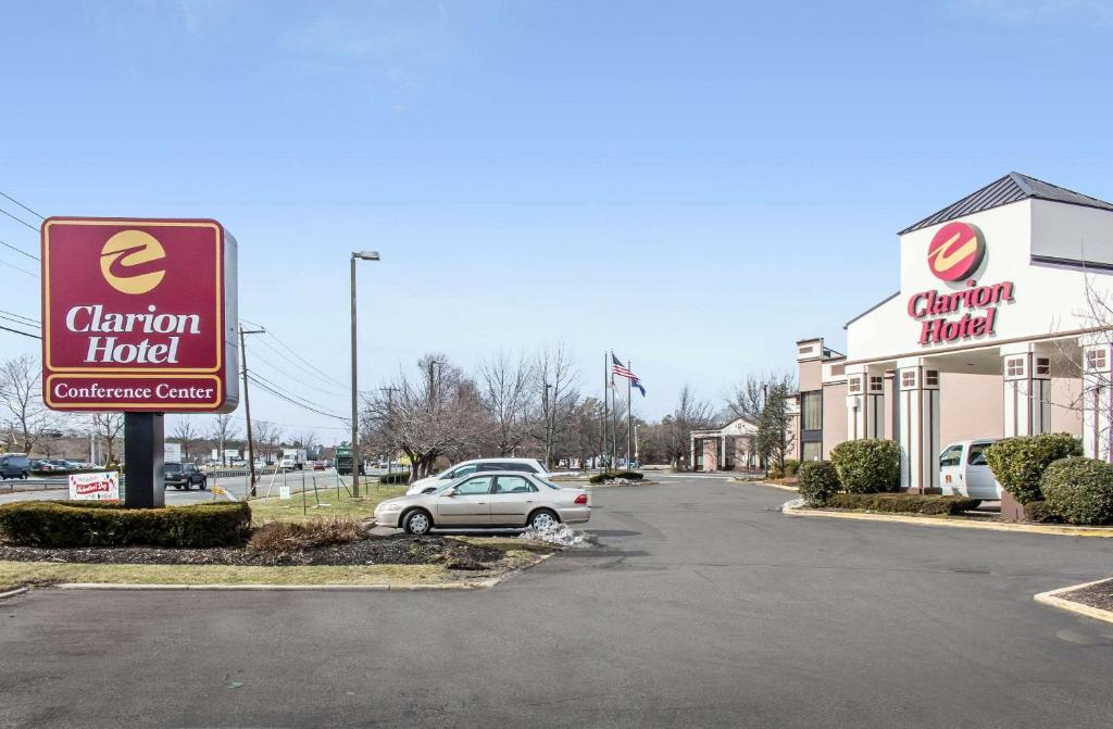 Clarion Hotel & Conference Center image