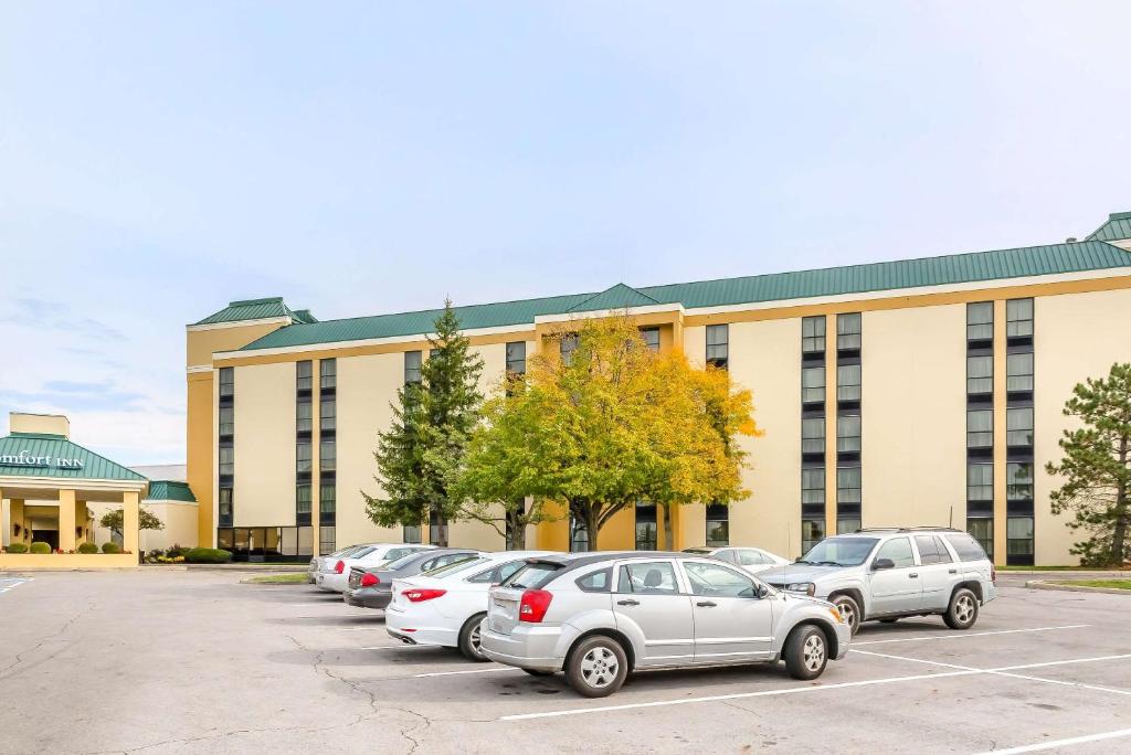 Comfort Inn & Suites Piqua-Near Troy-I75 photo 1