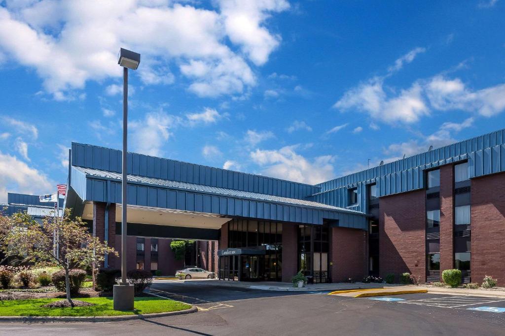 Comfort Inn Canton - Hall of Fame Hotel photo 1