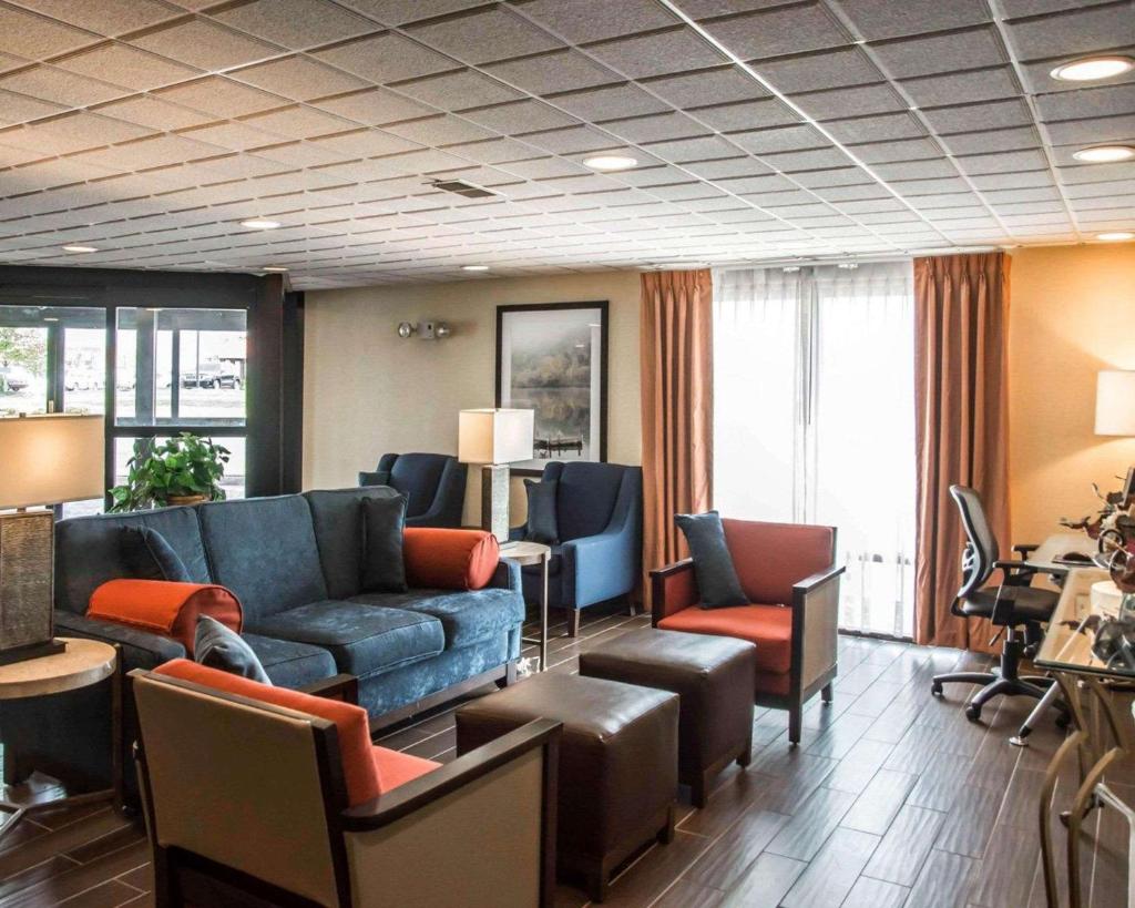 Quality Inn Springboro West image