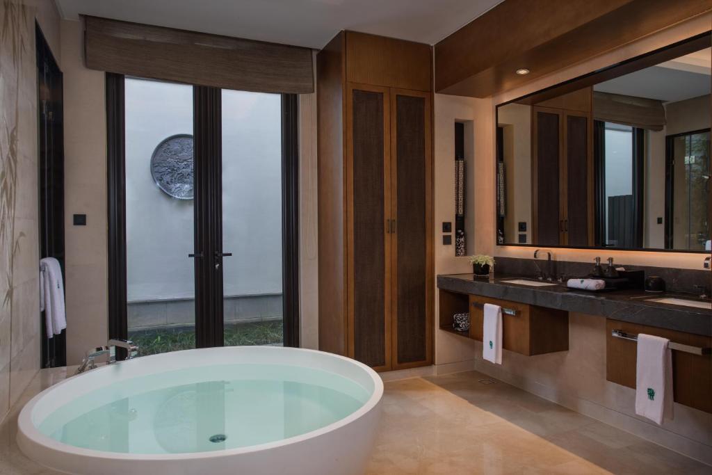 Banyan Tree Anji Room Type - Garden Villa