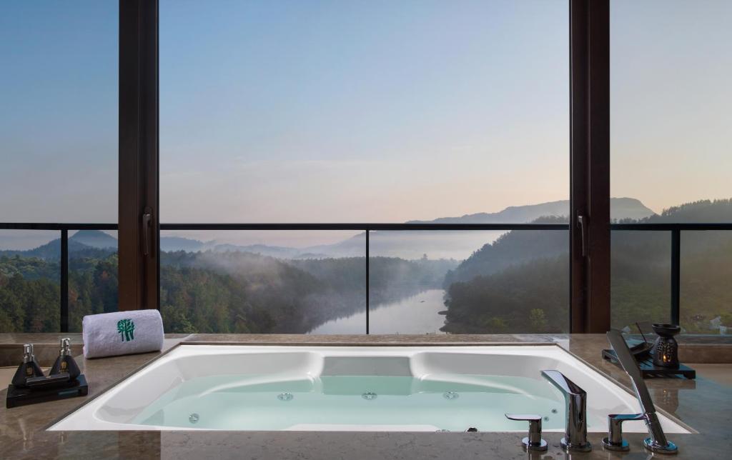 Banyan Tree Anji Room Type - Panoramic Suite