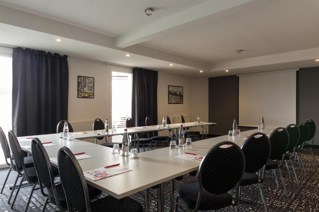 The Originals City, Hôtel Acadine, Le Neubourg (Inter-Hotel) photo 1