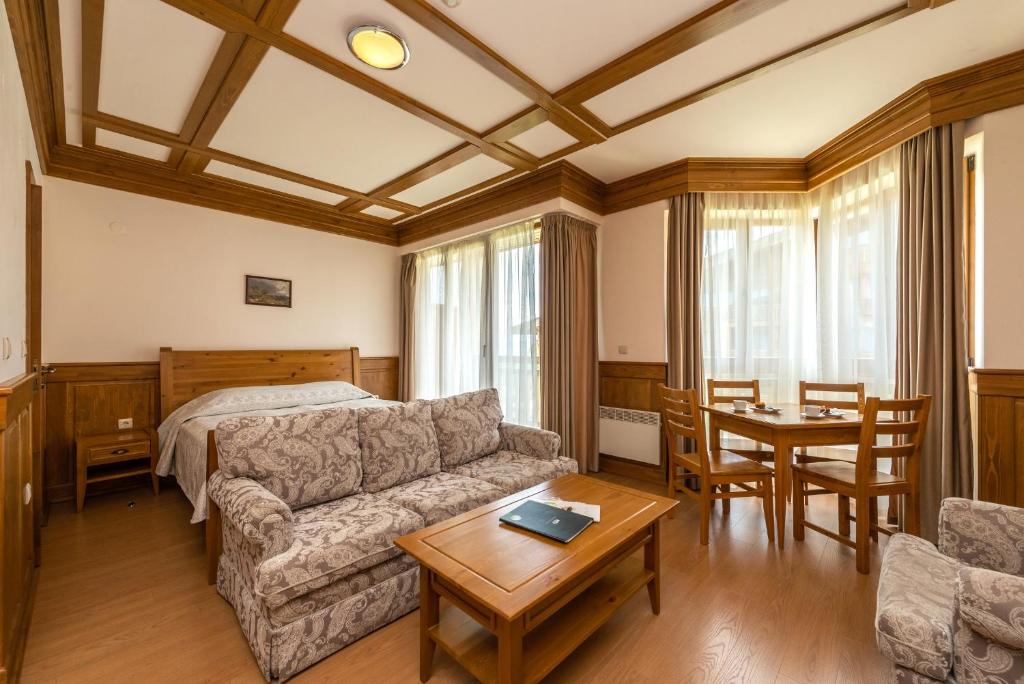 Студио (Номер-студио с доступом в спа-центр (для 2 взрослых)), Pirin Golf & Country Club Apartment Complex