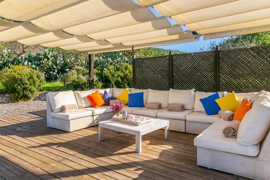 Historical house Mallorca pool wifi aircon/heat sleeps 12-14 photo 2