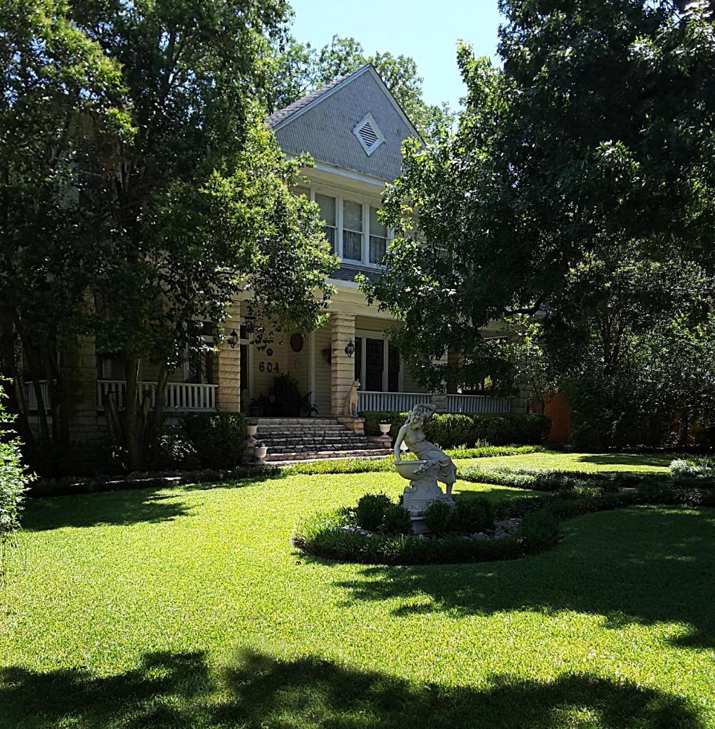 Strickland Arms Bed and Breakfast image