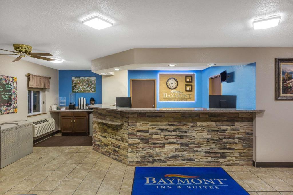 Baymont by Wyndham Fort Dodge photo 2
