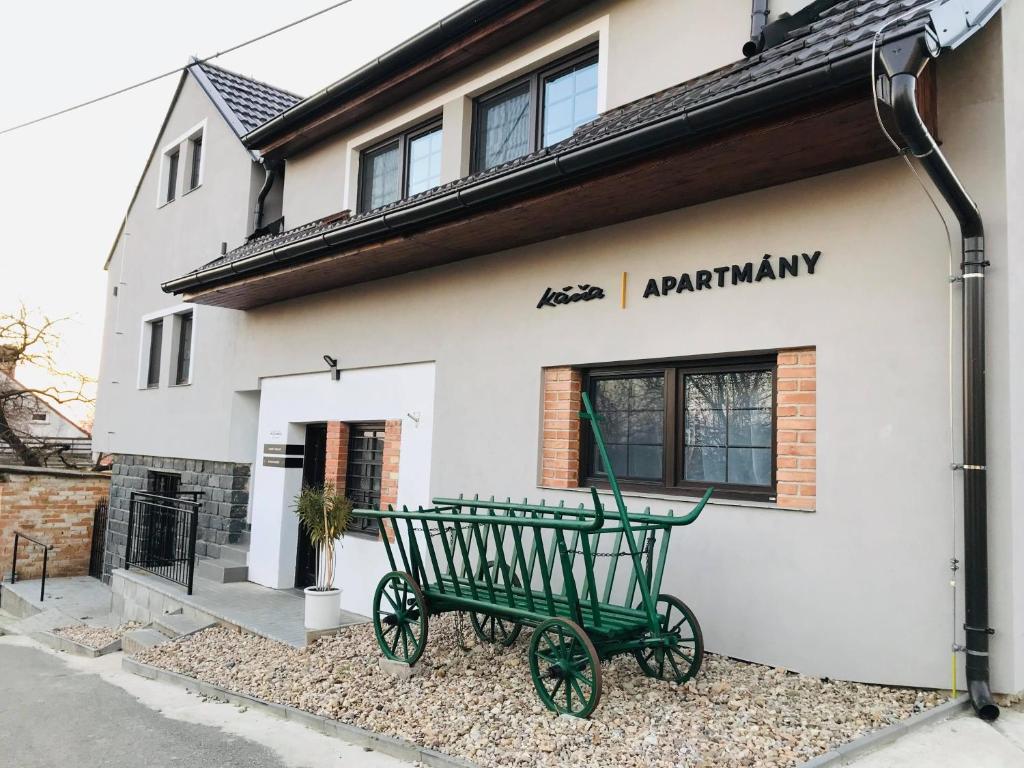 Apartmány & Vinařství Káňa photo 1