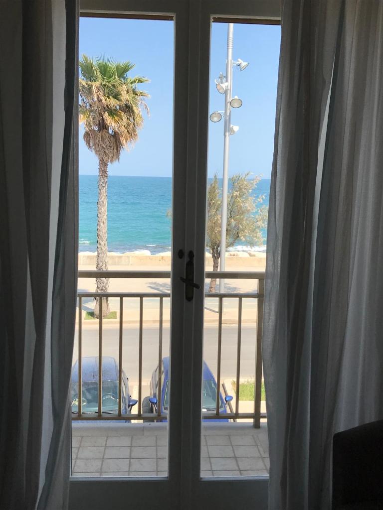 Intero appartamento " Sea Breeze" CIS Regione Puglia photo 1