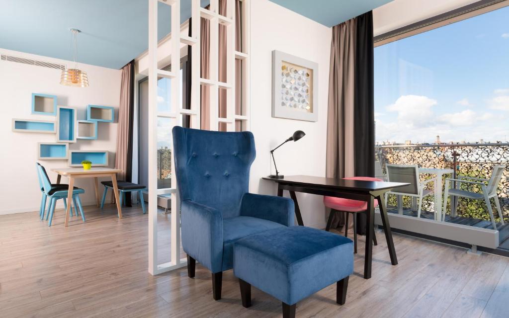 Апартаменты (Улучшенные апартаменты с 1 спальней и террасой), Park Inn by Radisson Residence Riga Barona