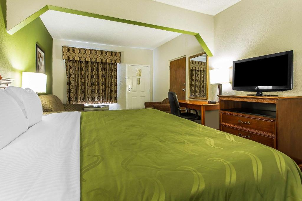 Quality Inn & Suites Orangeburg photo 1