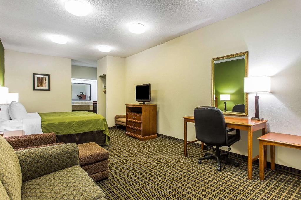 Quality Inn & Suites Orangeburg photo 3