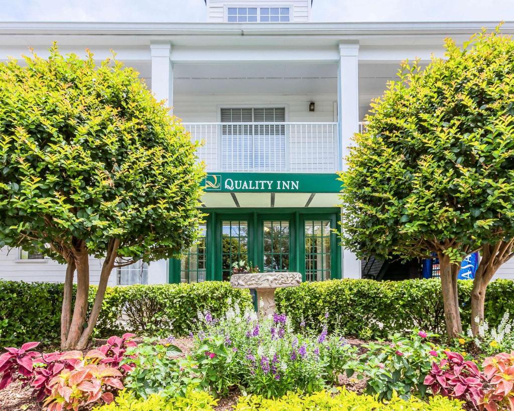 Quality Inn Trussville I-59 exit 141 image