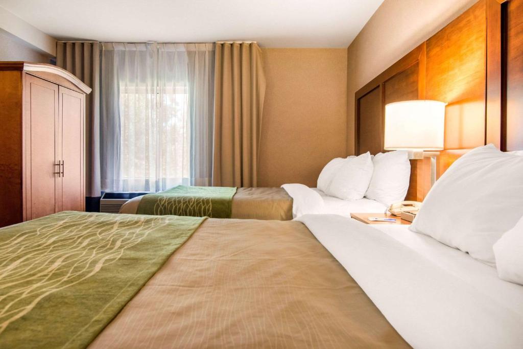 Comfort Inn & Suites Shawinigan photo 2