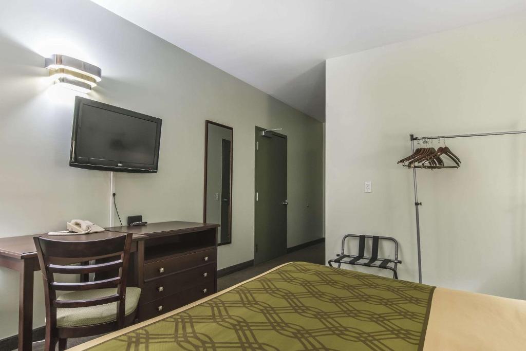 Econolodge Huntsville photo 3