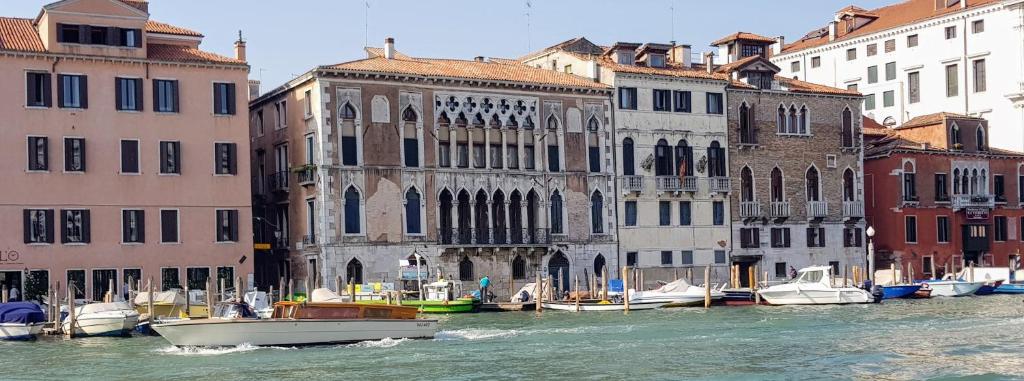Palazzo Morosini Brandolin Dimora Romantica photo 2