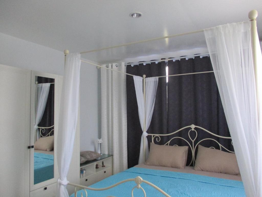 Similan Hotel photo 2