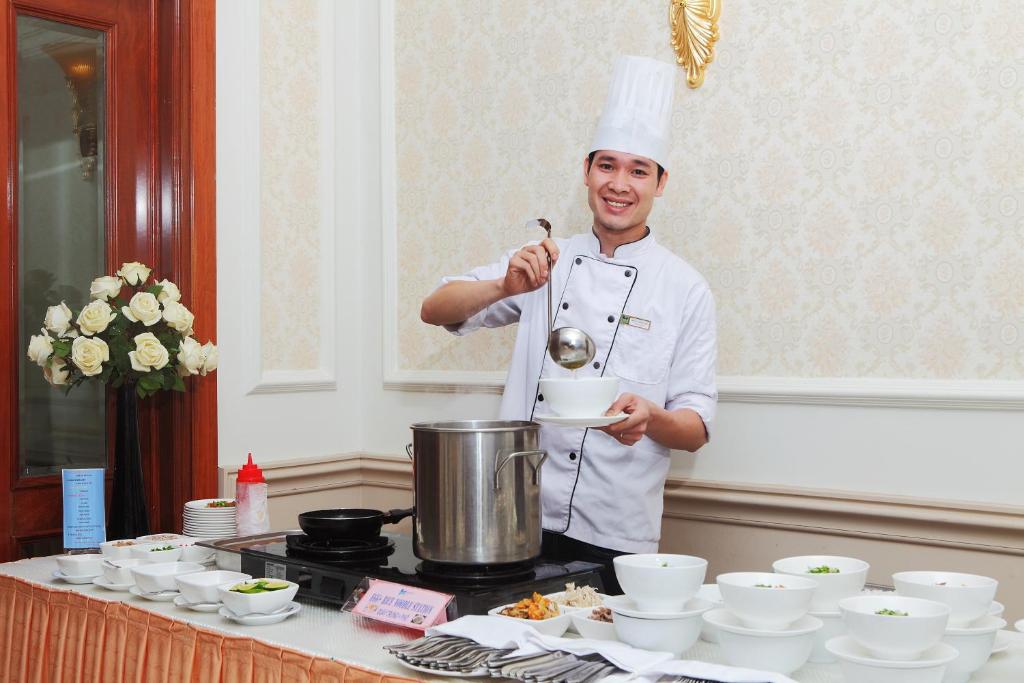 Khách Sạn Hạ Long DC