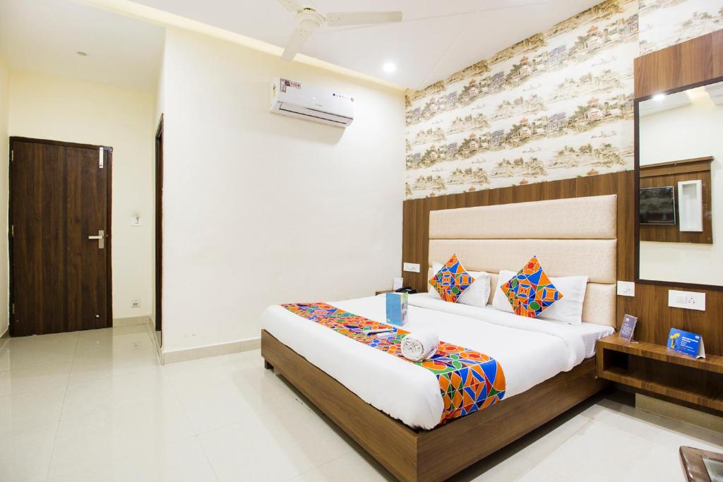 FabHotel Royal Villa Hussainpura Chowk photo 3