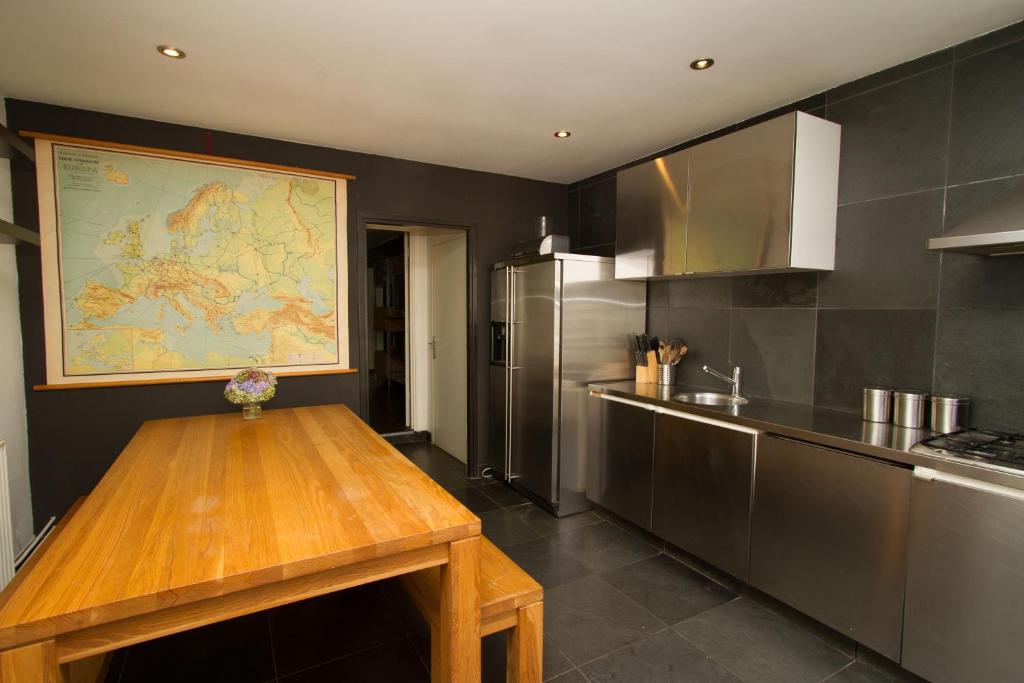 Koeienstal, Private House with wifi and free parking for 1 car photo 3