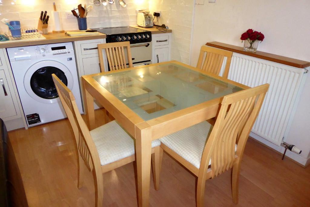 Skene Terrace Apartments photo 4