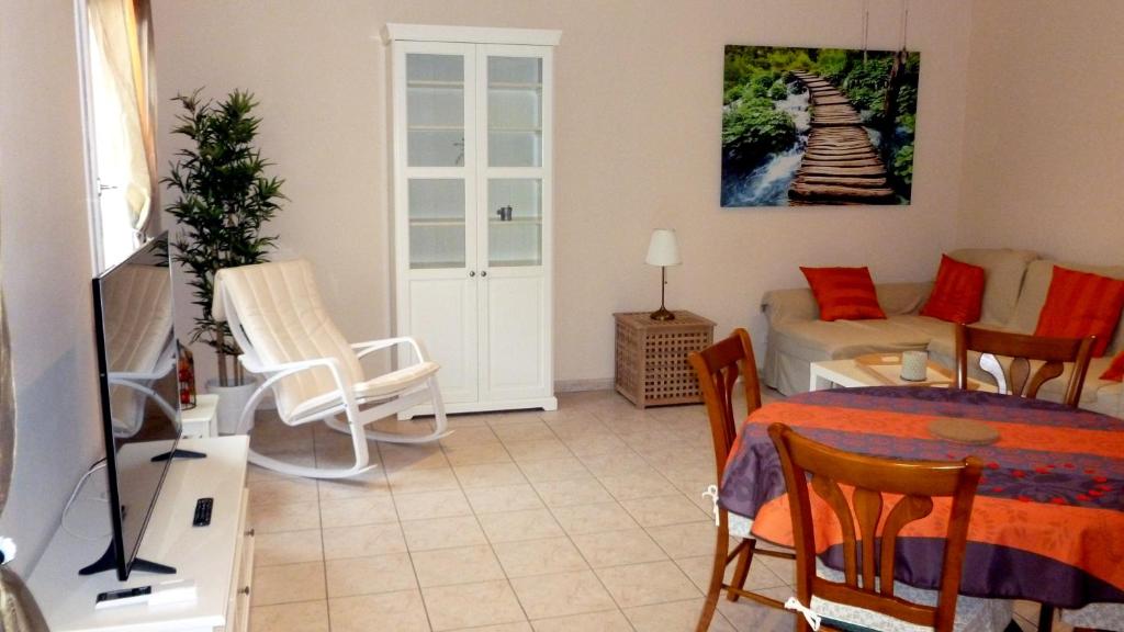 charmante villa individuelle proche de la mer photo 1