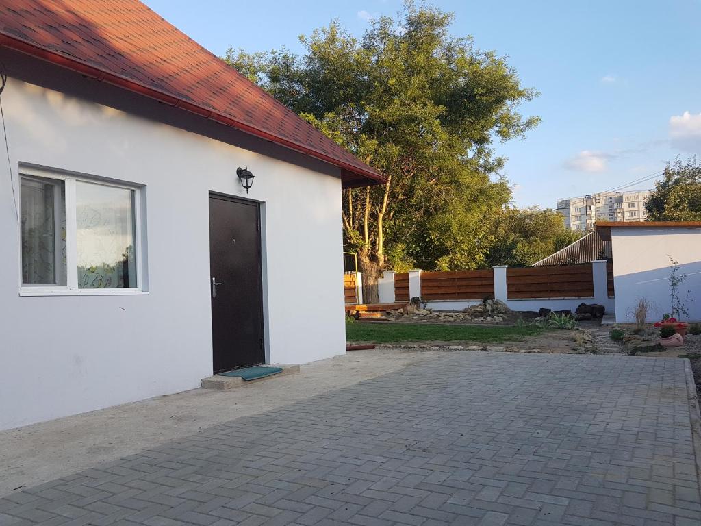 Ethnic House in Town Center photo 1