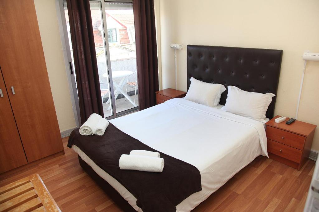 Двухместный (Двухместный номер с 1 кроватью и общей ванной комнатой), Lisbon Suite Home