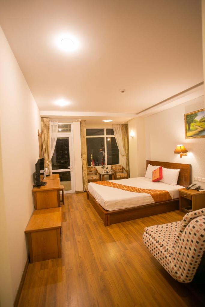 Двухместный (Двухместный номер Делюкс с 1 кроватью и ванной), Golden Sea Hotel