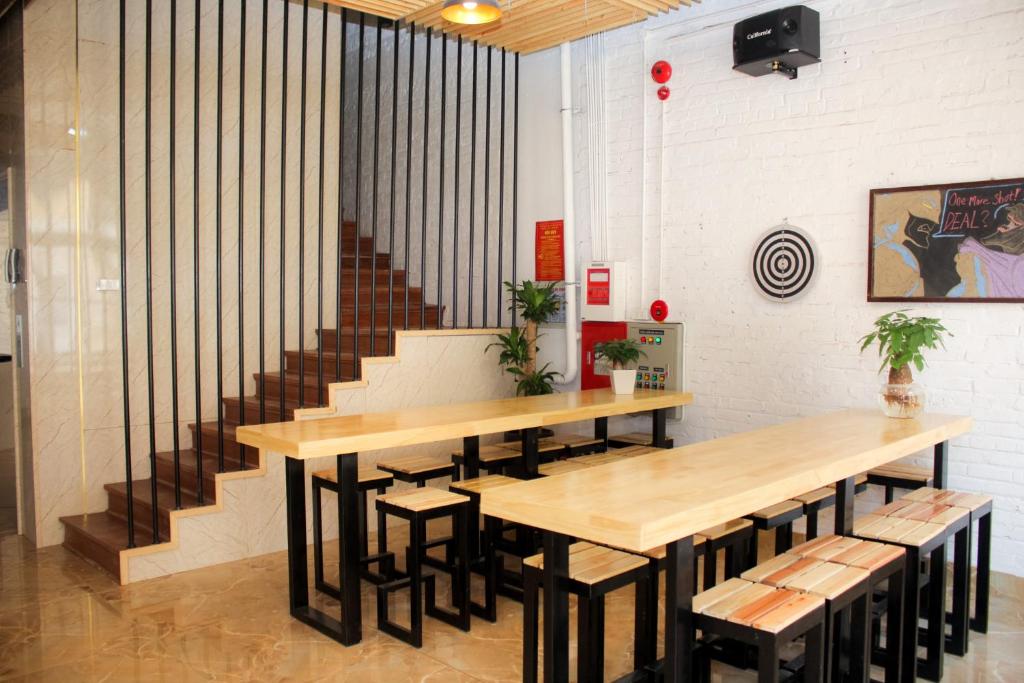 AROMA Ha Long Hostel