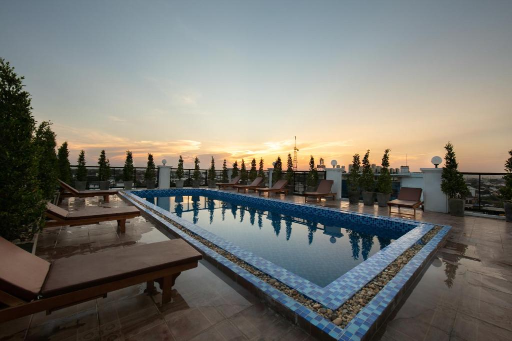 Azalea Parkview Hotel photo 1