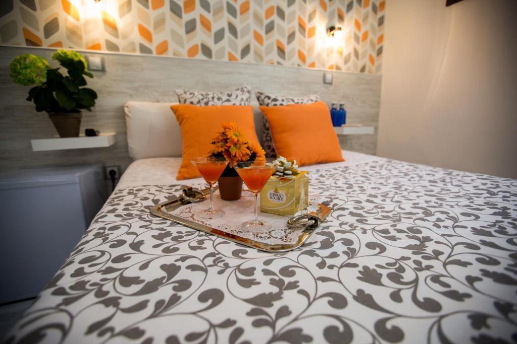 Двухместный (Небольшой двухместный номер с 1 кроватью), Bloom Inn Madrid