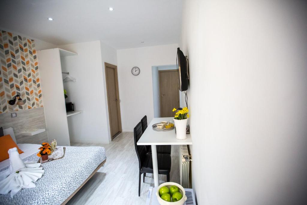 Двухместный (Стандартный двухместный номер с 1 кроватью), Bloom Inn Madrid