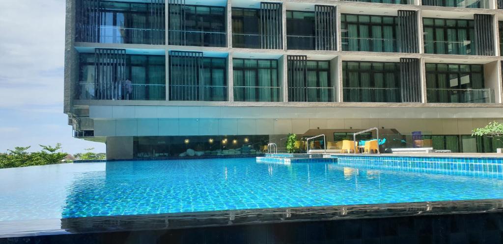 Elegant Living @ RIVERSON SOHO Kota Kinabalu photo 1